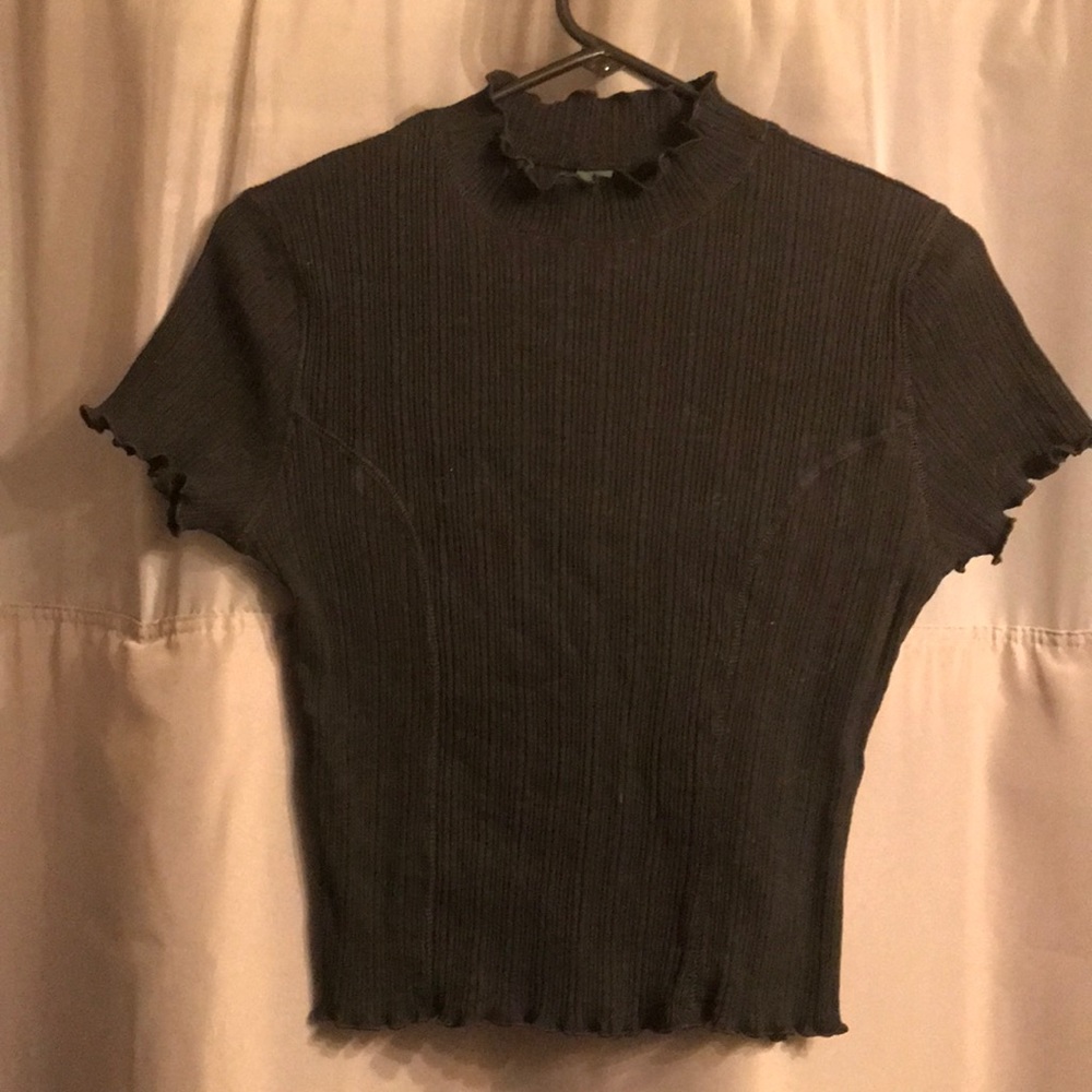 Black crop blouse